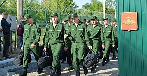 Rus ordusunda zorunlu askerlik yapmak istemeyen 222 Kırımlı genç işgalci mahkemelerde yargılandı