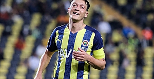 Menajeri Dr. Erkut Söğüt açıkladı: "Mesut Özil Fenerbahçe'de kalacak"