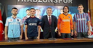 Trabzonspor'da 4 imza birden