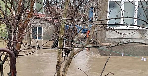 Kırklareli'nin Lüleburgaz ilçesinde sel baskını hayatı felç etti!