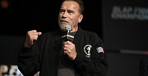 Ünlü Oyuncu Schwarzenegger Rus birliklerine seslendi: “Babamın Nazi ordusunda yaptığı hataları tekrarlamayın”