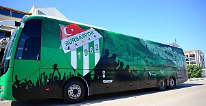 Bursaspor'un maç oynadığı sırada otobüsüne haciz konulmak istendi