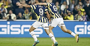 Rossi köşeyi gördü, Fenerbahçe liderliğe oturdu!