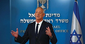 Gantz: Netanyahu'nun sorumsuzca eylemleri Filistinliler ve İsrailliler için cehennemin kapısını aralayabilir
