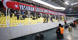 Fenerbahçe taraftarlarının Kayserispor maçına alınmamasıyla ilgili yürütmeyi durdurma kararı verildi