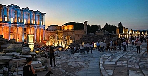 Kültür ve Turizm Bakanı açıkladı: Efes Antik Kenti için 1 milyar liralık bütçe