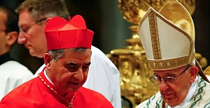 Vatikan’da yolsuzluk davasında ilk kez bir kardinal hapis cezası aldı