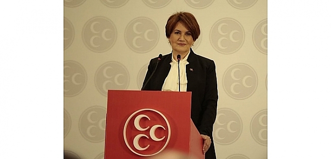 Meral Akşener MHP'den ihraç edildi