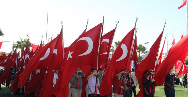 CUMHURİYET BAYRAMINIZI CANDAN KUTLARIZ..