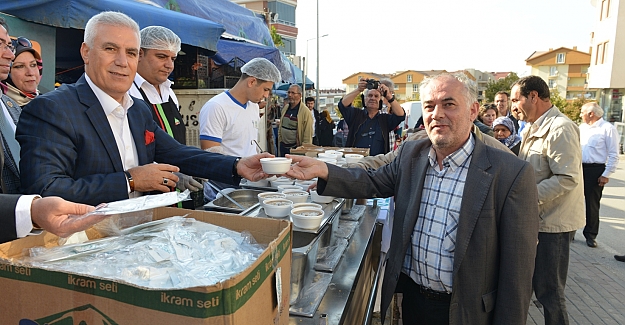 Nilüfer’de 30 bin kişiye aşure dağıtılıyor