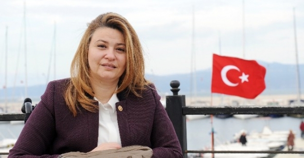 Bedensel engelli kadın milletvekilinin hayatı film oluyor