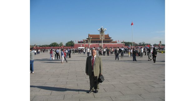 Gazeteci - Yazar Necdet BULUZ, "..Türkiye Putin ve Trump ikilemi arasında sıkışmış durumda.."