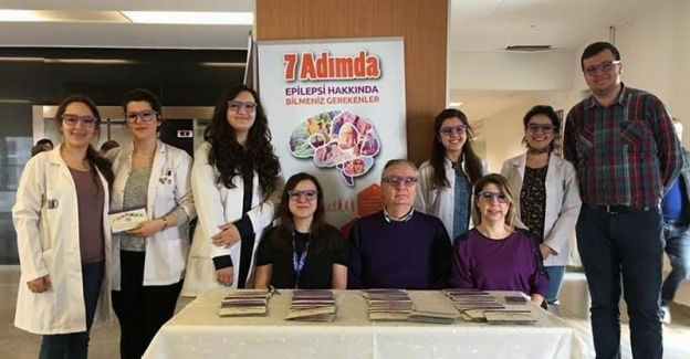 ESOGÜ Hastanesi girişinde “Epilepsi Farkındalık Günü” standı açıldı