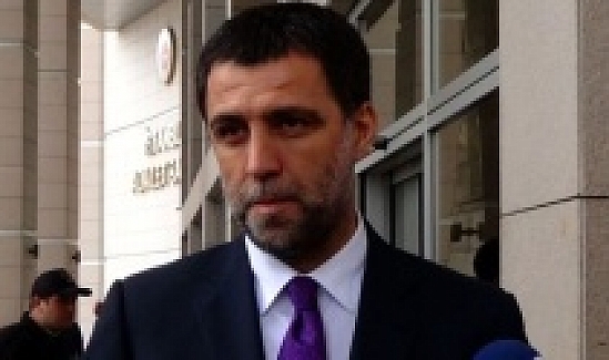 Hakan Şükür ve Arif Erdem Galatasaray’dan ihraç edildi