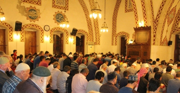 Anadolu’nun ilk camisinde teravih namazı kılındı