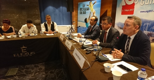 Ankilozan Spondilit hastalığının, en önemli bulgusu bel ağrısı