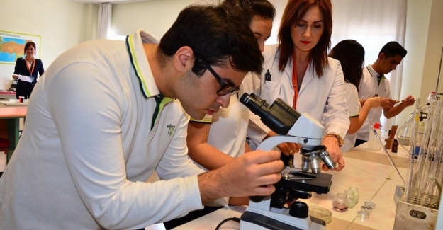 TÜBİTAK'ın reddettiği Manisalı öğrencilere Harvard'dan davet !..