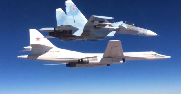 Rus uçakları, terör yanlılarının Halep'e ateş edilen bölgedeki mevzilerini vurdu