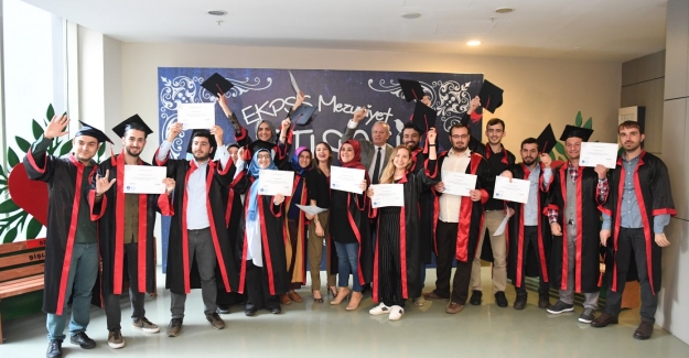 İşitme engelliler işaret diliyle matematik öğreniyor !