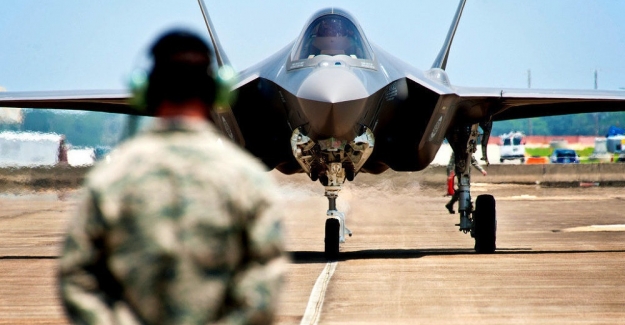 ABD'li senatörlerden F-35'lerin Türkiye'ye teslimini engellemek için yasa tasarısı