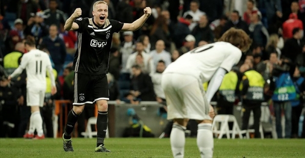 Real Madrid, sahasında Ajax'a 4-1 yenilerek Şampiyonlar Ligi'nden elendi