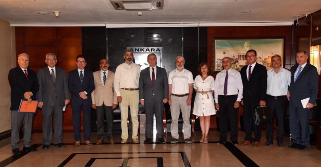 Ankara belediyesi çalışanlarına 25 yıl sonra ilk kez bayram ikramiyesi