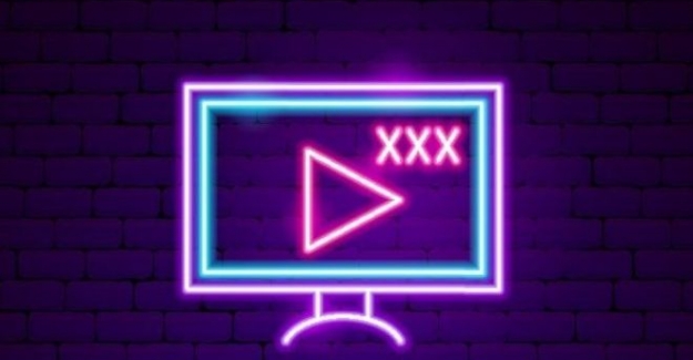 Google ve Facebook porno izleyenleri 'özel yazılımla takip ediyor'