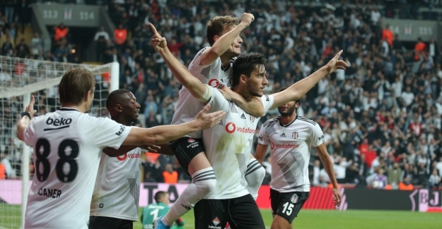 Dev derbinin sonucu:  Beşiktaş 1-0 Galatasaray