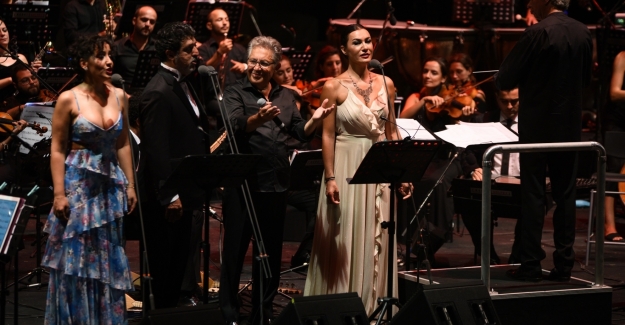 Ünlü Sanatçılarla Ankara’da müzik şöleni