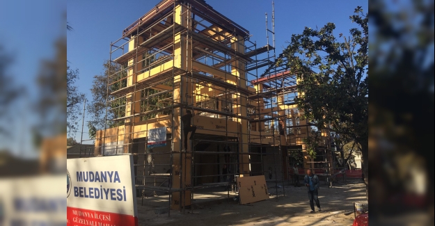 Belediyenin kaçak inşaatı mühürlendi