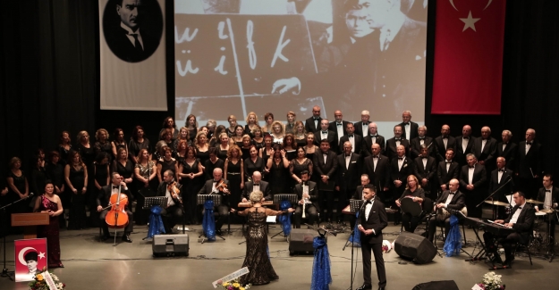 Nilüfer Belediyesi TSM Korosu’ndan Öğretmenler Günü konseri