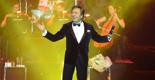 Başkent'te Erol Evgin rüzgarı