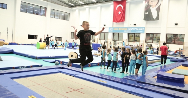 Engelli çocuklar Nilüfer’de cimnastik ile hayata tutuyor