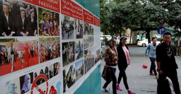 İnsan Hakları İhlalleri, Uygur Özerk Bölgesi ve Çin