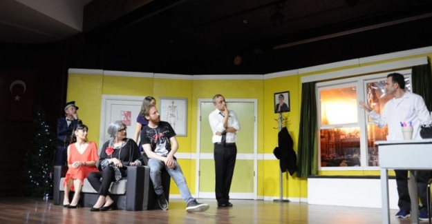 “Kaç Baba Kaç” İnegöllüleri Kahkahaya Boğdu