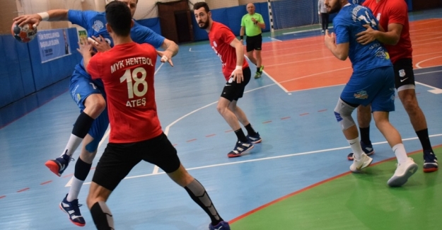 Nilüfer hentbol'a galibiyetle başladı