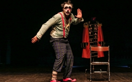 Nâzım’ın ölümsüz dizeleri tiyatro sahnesinde