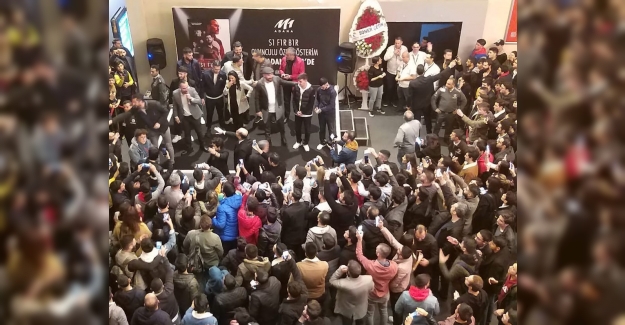 Sinema Salonlarında “SIFIR BİR” izdihamı yaşanıyor