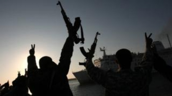 Suriyeli muhalifler neden Libya'ya savaşmaya gidiyor?