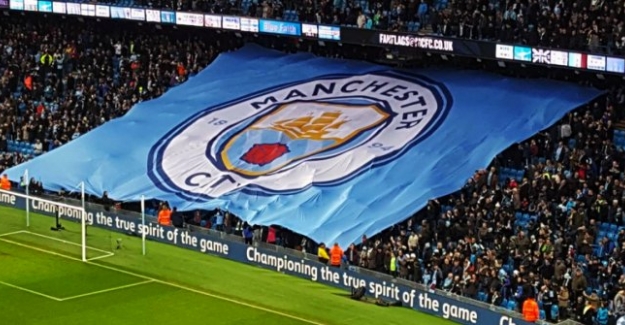 İngiltere Lig Kupası üst üste 3. kez Manchester City'nin