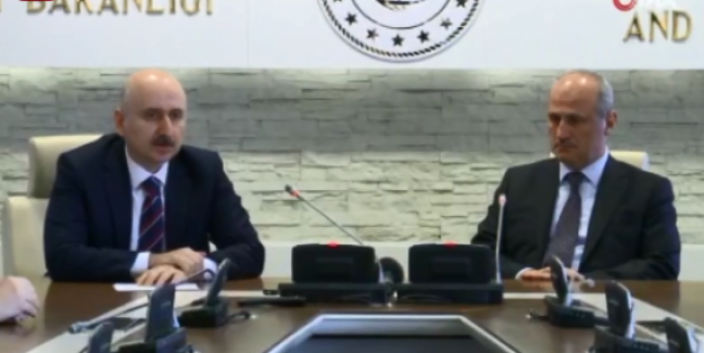 Ulaştırma ve Altyapı Bakanlığı'nda görev devri: Yeni Bakan Adil Karaismailoğlu