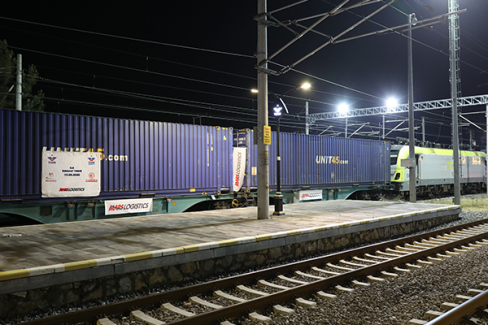 Bozüyük’ten Almanya’ya denizin altından seramik ihracatı