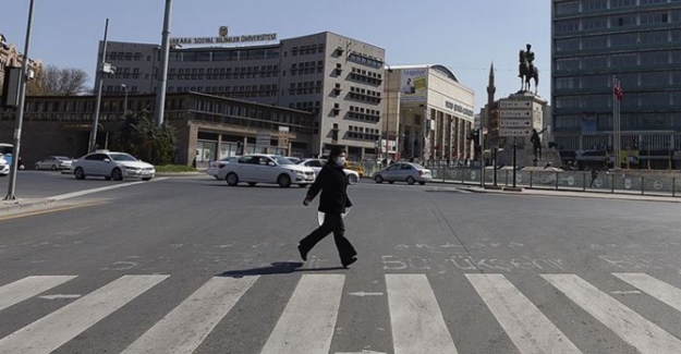 Kamu çalışanlarına 18 Mayıs'ta idari izin