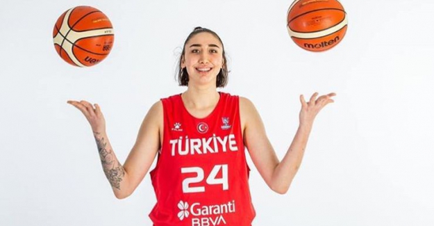 Milli Basketbolcu İnci Güçlü, Barcelona’da