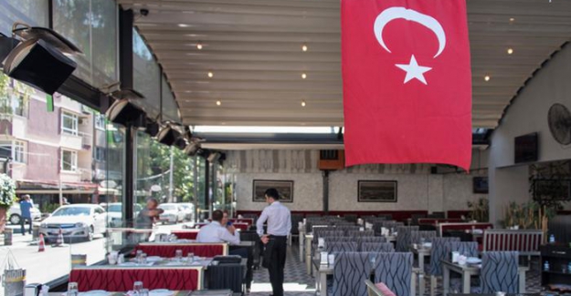 TFF'nin Ligleri başlatma kararı tartışılıyor: "Toplu seyir statta izlenmesinden daha riskli"