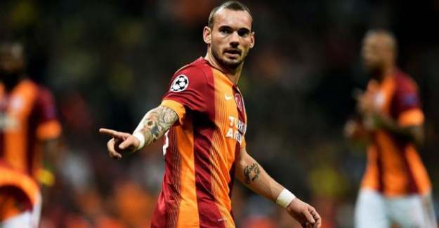 Wesley Sneijder'in jübile maçı koronavirüs önlemleri nedeniyle ertelendi