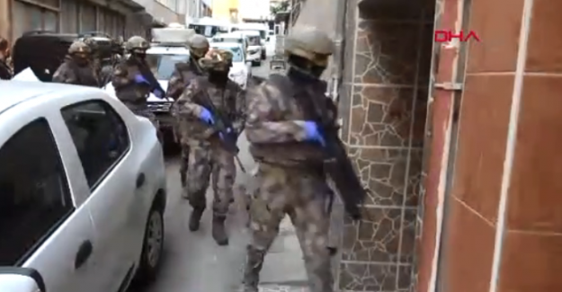 Bursa'da bin polisle şafak operasyonu