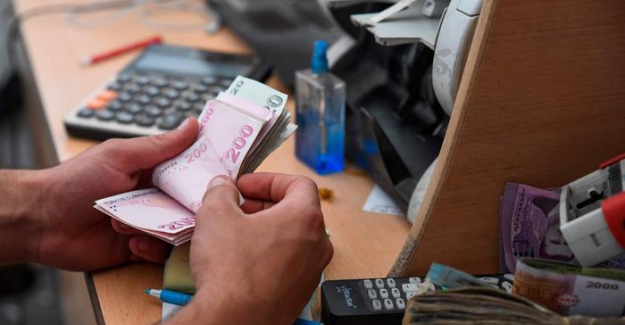 İdlib’de Türk Lirası kullanılmaya başladı
