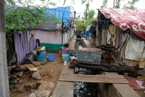 Koronavirüs salgını sonrası dünyadaki "aşırı yoksulların" sayısı 1 milyarı geçebilir