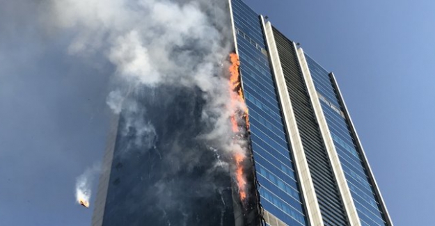 Ankara'da yangın! Plazada can pazarı